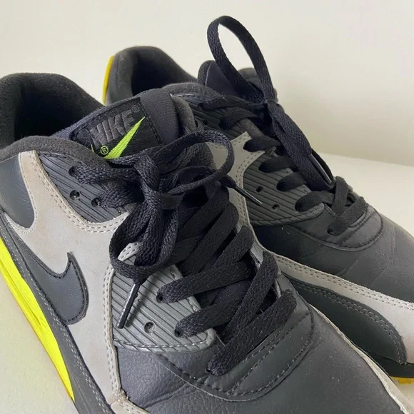 Nike Air Max 90 essential dark gray volt men’s sneakers — size 11.5 - Picture 7 of 7